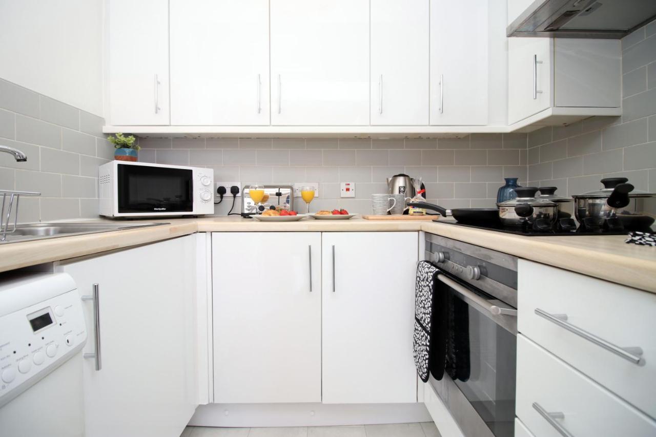 St Thomas Loft Views By Ssw - 2Br, Parking, Sleeps 4, Easy Access To City Centre, Marina, Beach And M4 Swansea Esterno foto